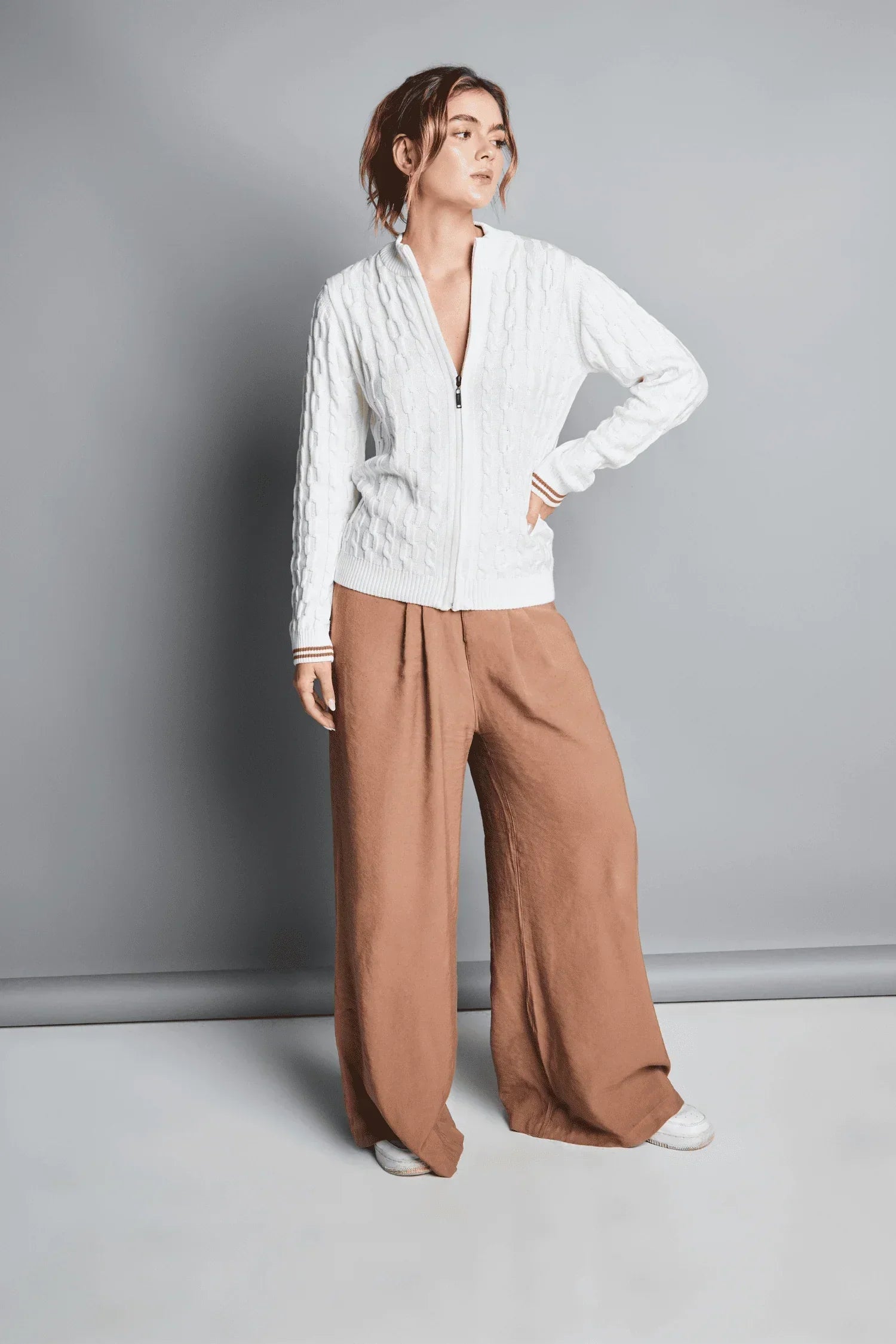 Chaqueta Siena – Sofisticación en Tejido de Punto